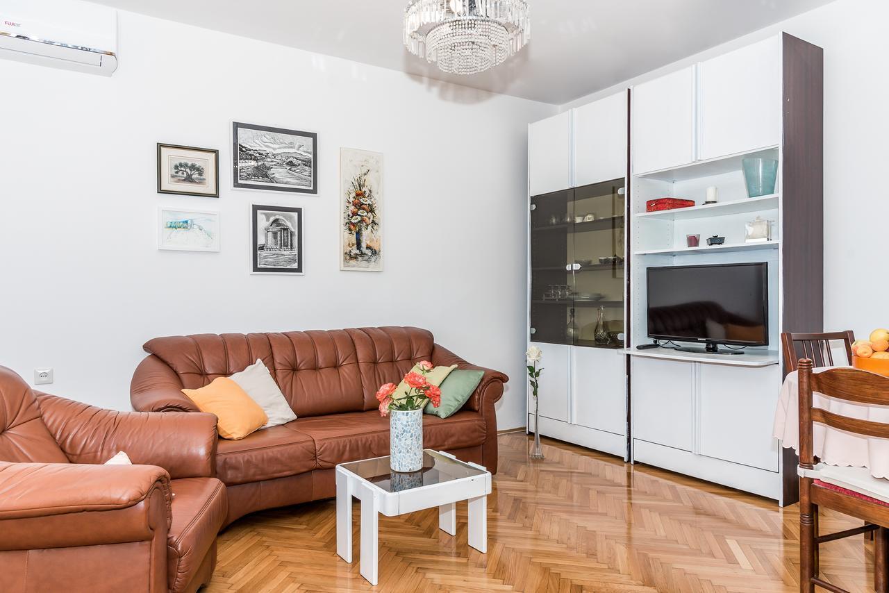 Apartment Promona Дрниш Екстер'єр фото