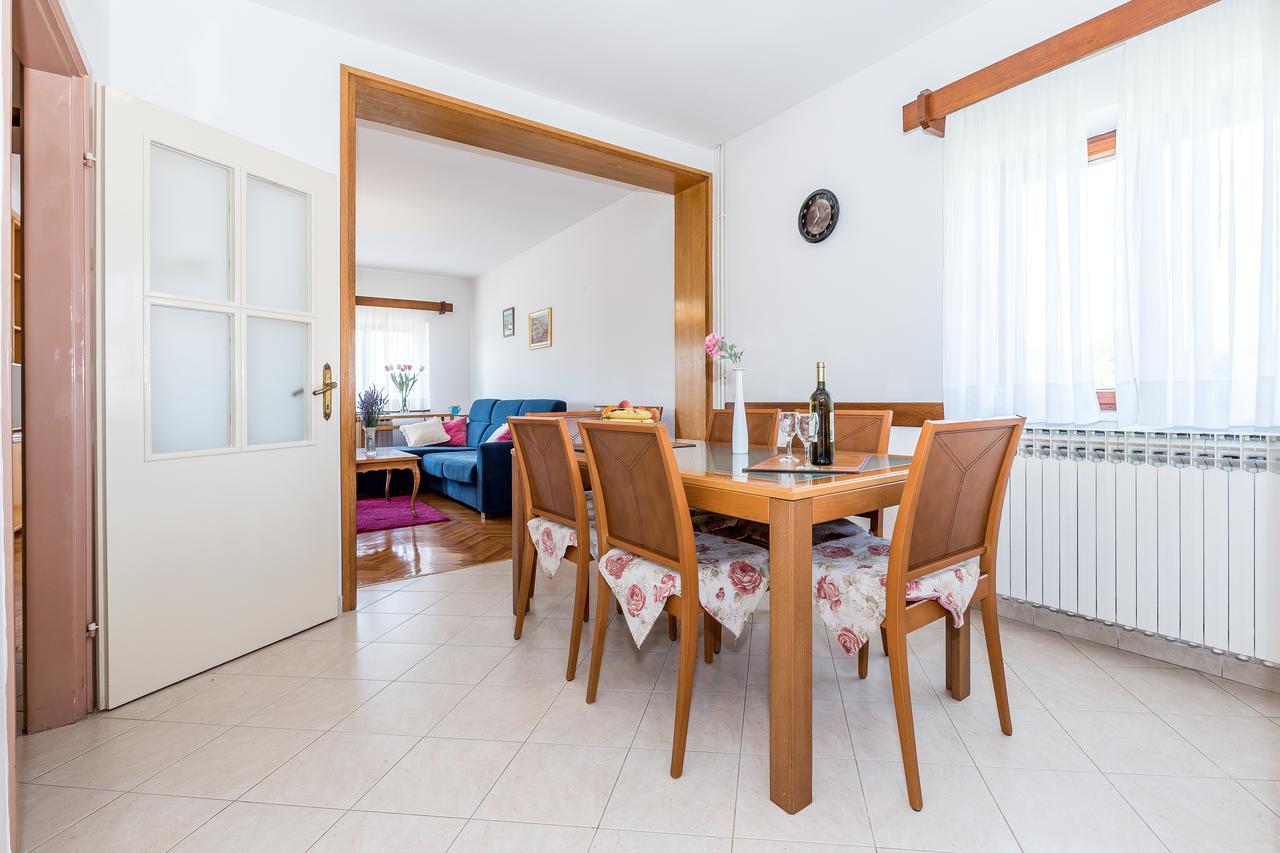 Apartment Promona Дрниш Екстер'єр фото