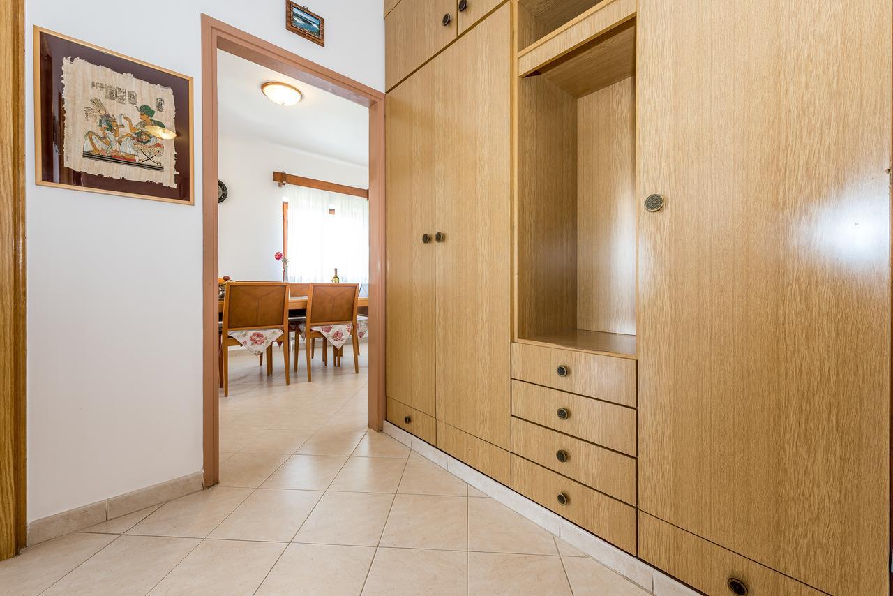 Apartment Promona Дрниш Екстер'єр фото